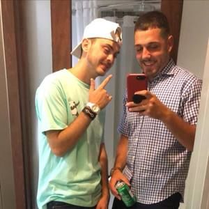 Meet your Posher, Philip